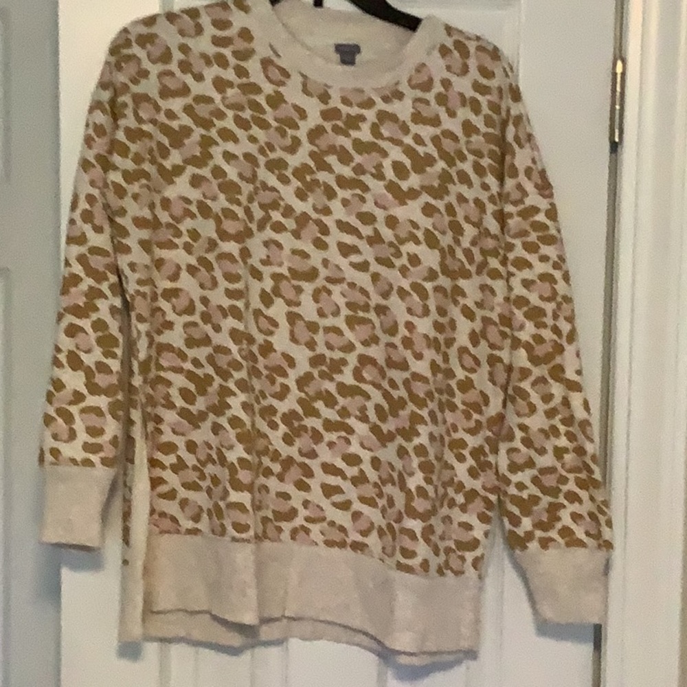 Aerie oversized leopard pink and tan sweatshirt size XS